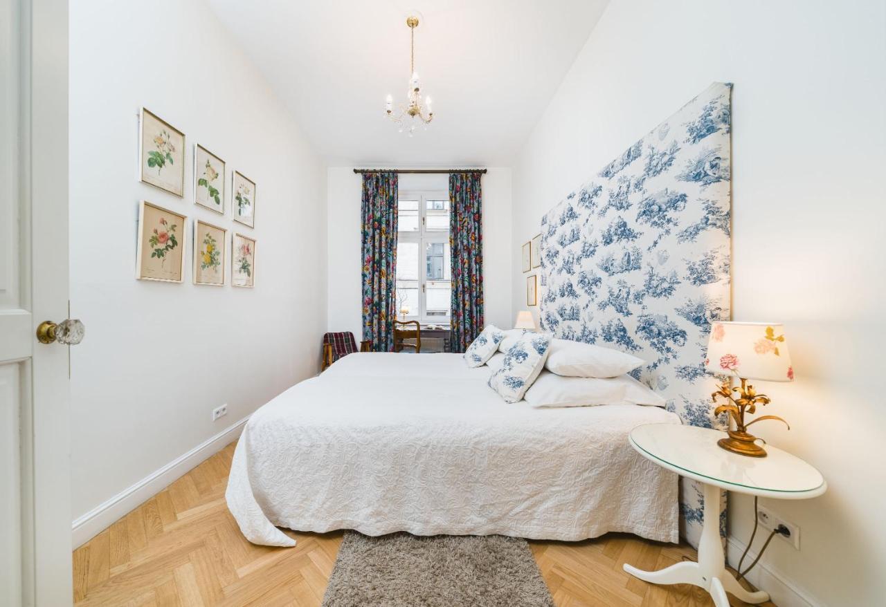 Classy Old Town Suites - By Upstairs Krakow Dış mekan fotoğraf