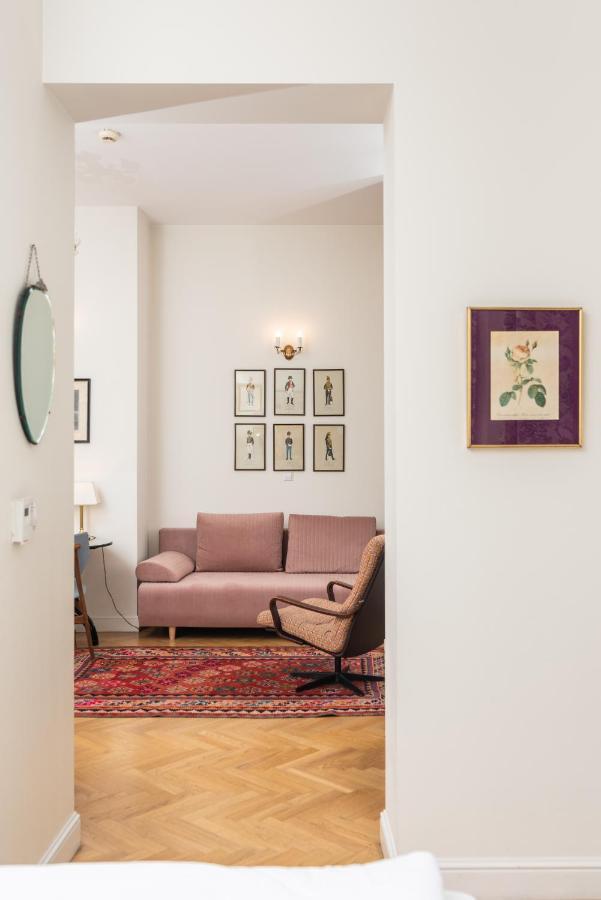 Classy Old Town Suites - By Upstairs Krakow Dış mekan fotoğraf