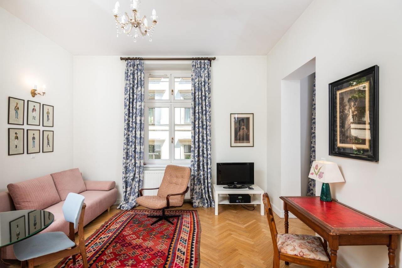 Classy Old Town Suites - By Upstairs Krakow Dış mekan fotoğraf
